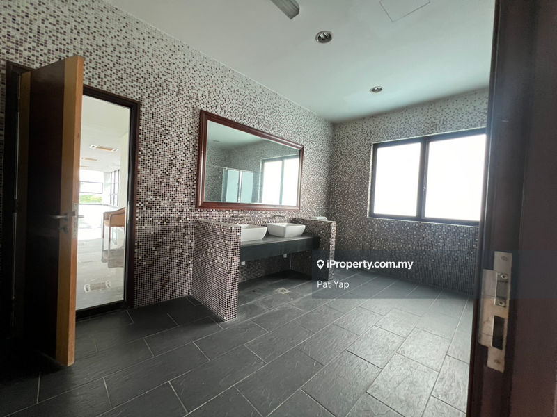 Commercial Bungalow for Sale in KL City Centre, Kuala Lumpur by Pat Yap - iProperty.com.my