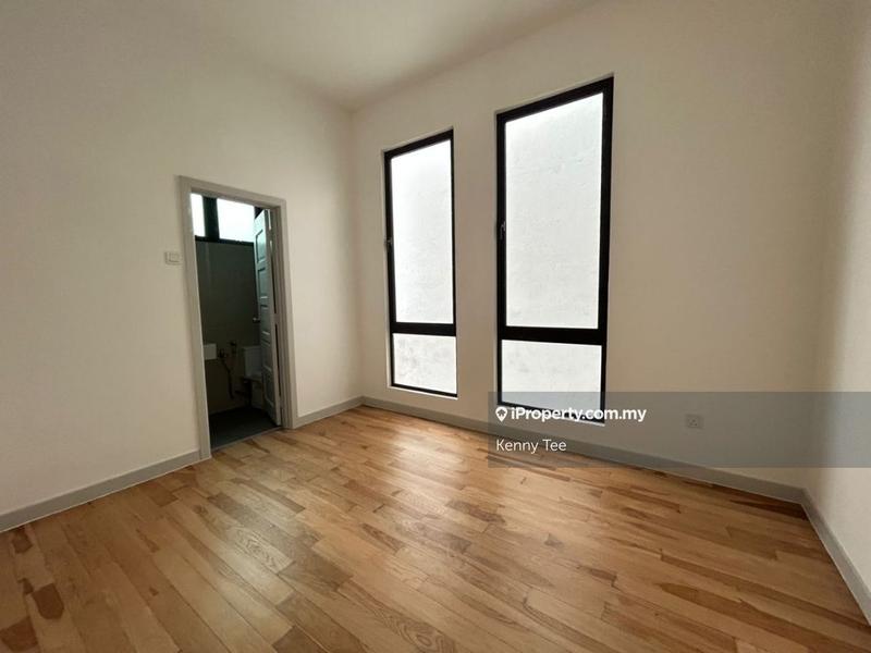 Semi-Detached House for Sale in Taman Ujong, Seremban by Kenny Tee - iProperty.com.my
