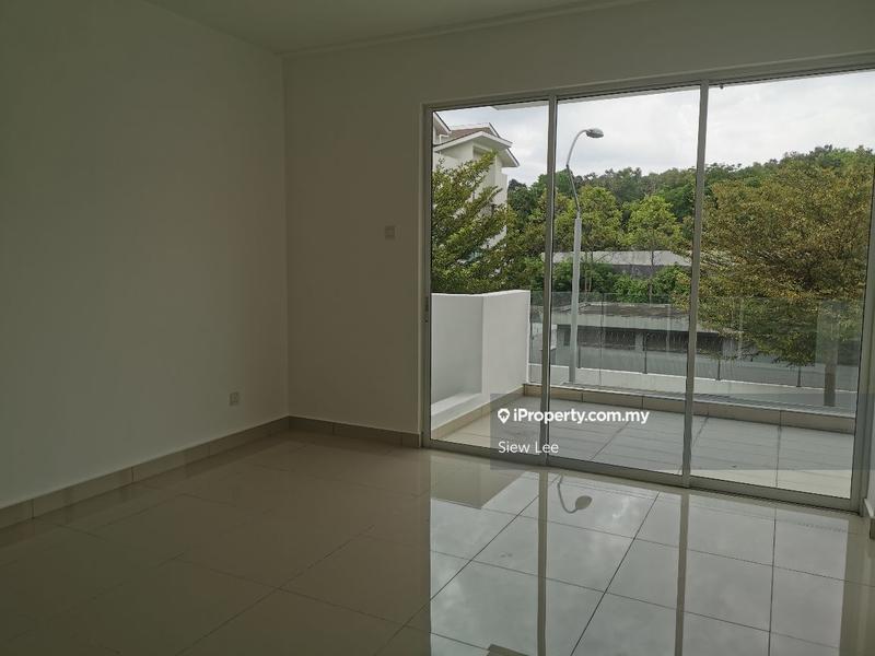 Rumah Berangkai 3 Tingkat untuk Dijual di Kota Damansara, Selangor oleh Siew Lee - iProperty.com.my