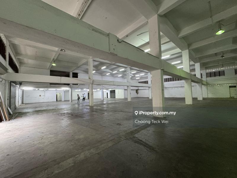 For Rent - Petaling Jaya Subang Sunway PJ Sekysen 51A Near Federal Highway 400 Amps