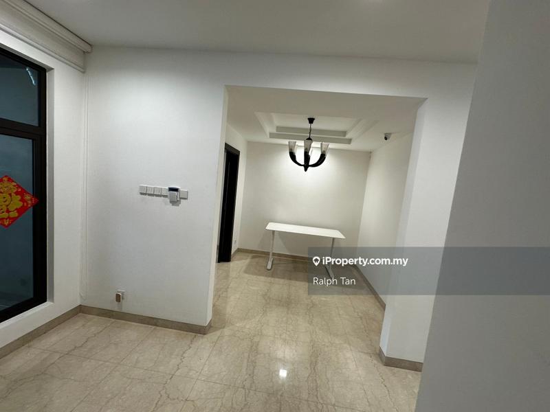 Bungalow House for Sale in Mont Kiara, Kuala Lumpur by Ralph Tan - iProperty.com.my