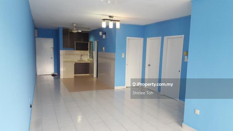 For Sale - Flora Damansara Apartment