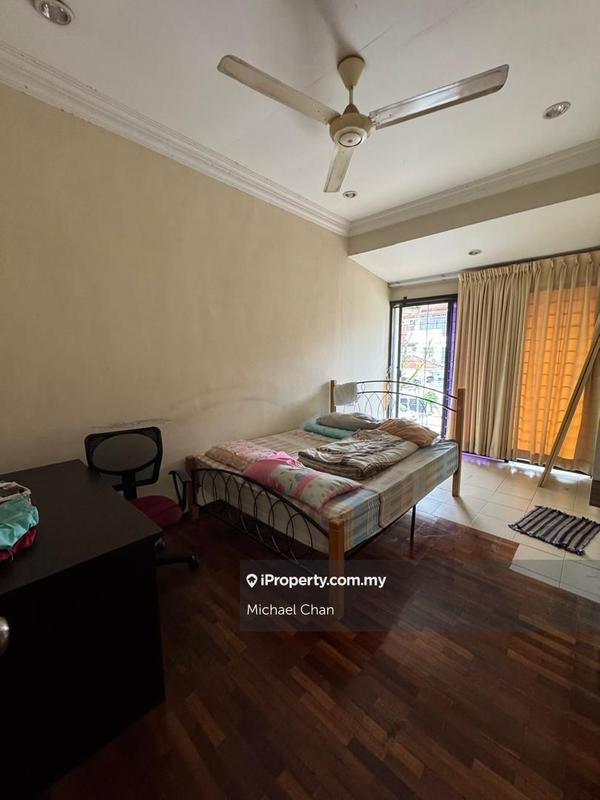 3-storey Terraced House for Sale in Taman Esplanad, Bukit Jalil by Michael Chan - iProperty.com.my