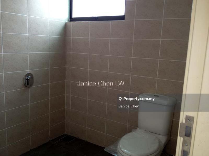 Rumah Berangkai 3 Tingkat untuk Disewa di Kinrara Residence, Puchong oleh Janice Chen - iProperty.com.my