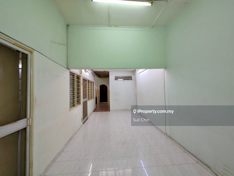 1-storey Terraced House for Sale in Taman Overseas Union (Taman Oug), Jalan Klang Lama (Old Klang Road) by Suli Chin - iProperty.com.my