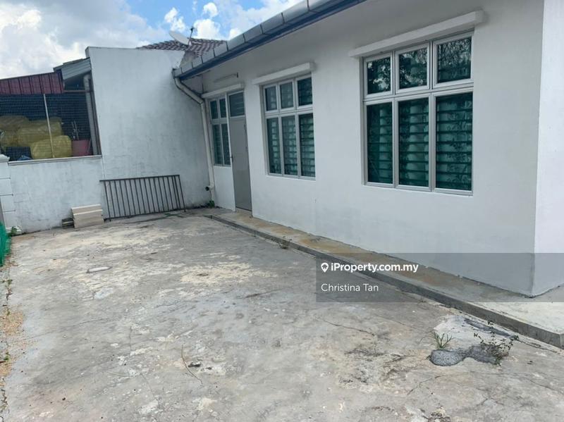 Semi-Detached House for Sale in Tanjong Minyak, Melaka by Christina Tan - iProperty.com.my