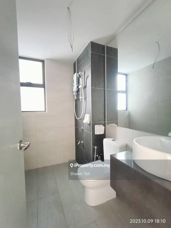 Kondominium untuk Dijual di Admiral Residences oleh Shawn Teh - iProperty.com.my