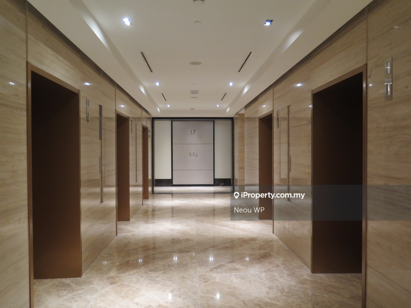 For Sale - Banyan Tree Signatures