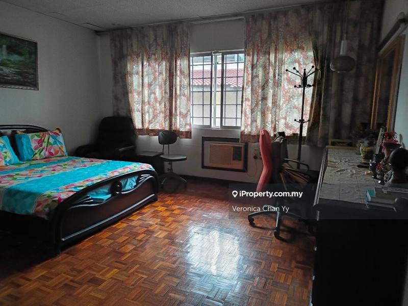 Bungalow House for Sale in Ukay Heights, Ampang by Veronica Chan Yy - iProperty.com.my