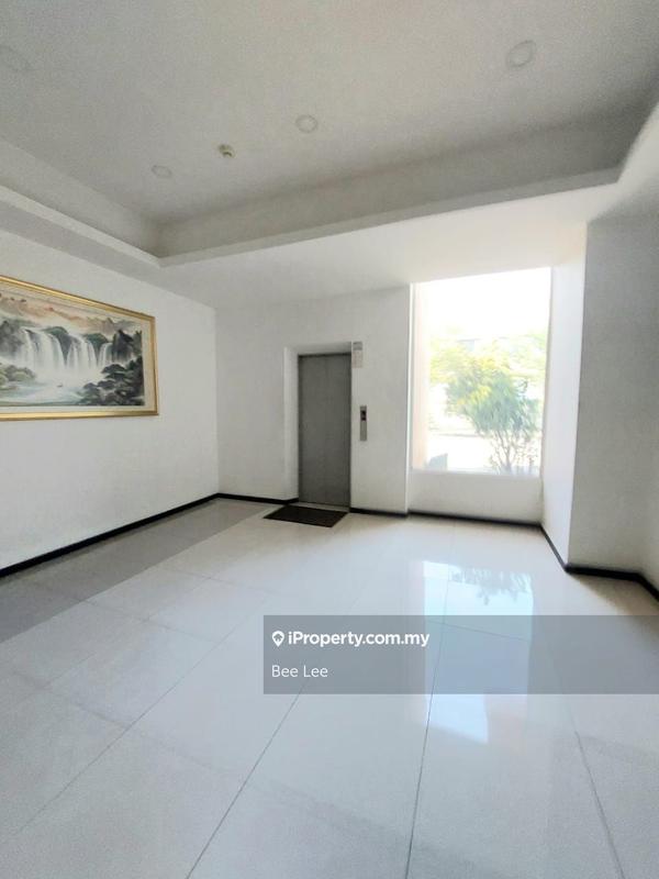 Detached Factory for Sale in Taman Perindustrian Putra Permai, Seri Kembangan by Bee Lee - iProperty.com.my