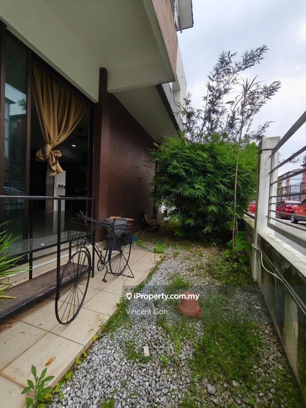 Rumah Teres 3-Tingkat untuk Dijual di Perdana Residence 2, Batu Caves oleh Vincent Goh - iProperty.com.my
