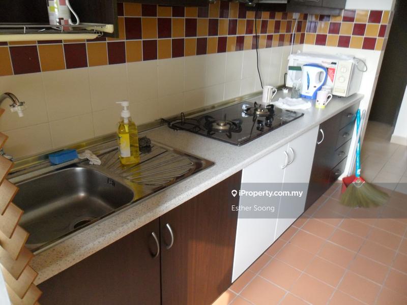 Condominium for Sale in Perdana Exclusive by Esther Soong - iProperty.com.my