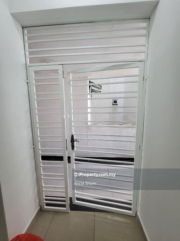 For Rent - Seasons Amara Larkin