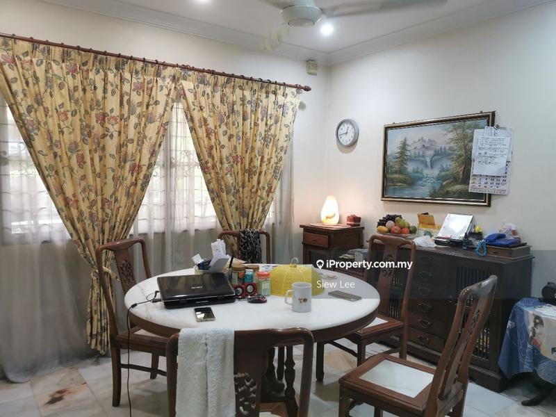 Bungalow House for Sale in Saujana Akasia, Sungai Buloh by Siew Lee - iProperty.com.my