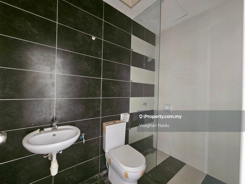 Rumah Teres 2.5-Tingkat untuk Dijual di Taman Tasik Residensi (Lake Club Parkhome), Rawang oleh Visaghan Naidu - iProperty.com.my