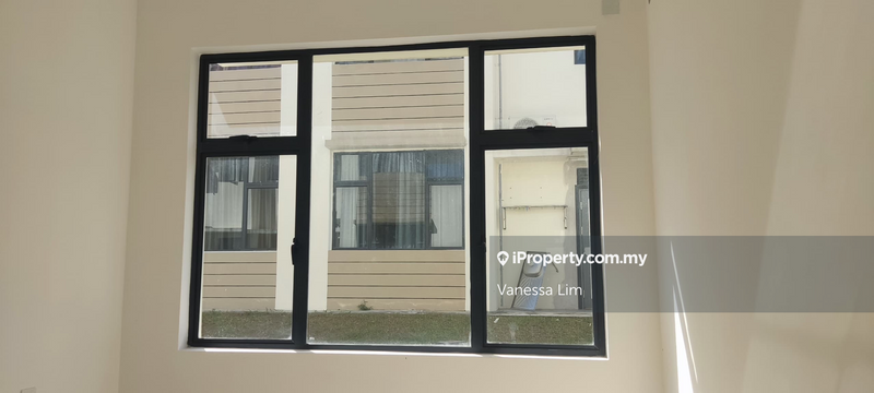 For Rent - Country Garden Central Park