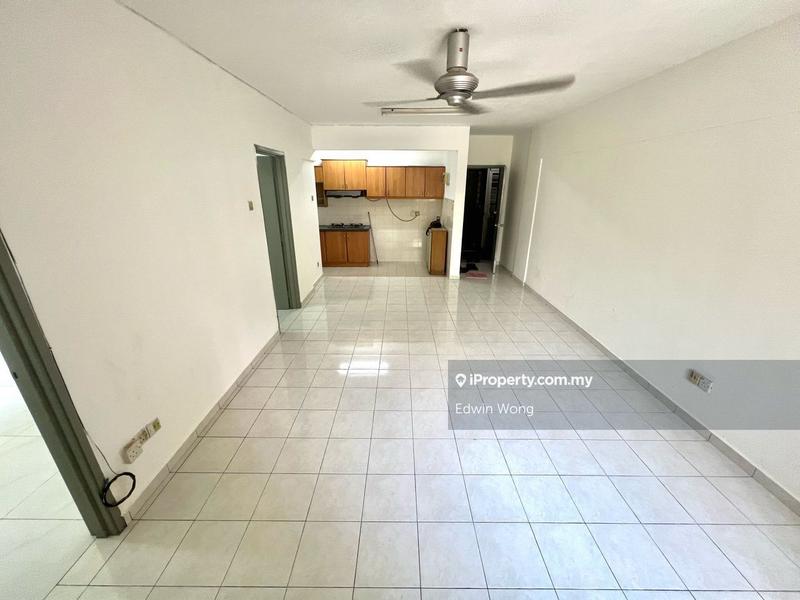 For Sale - Pangsapuri Subang Suria