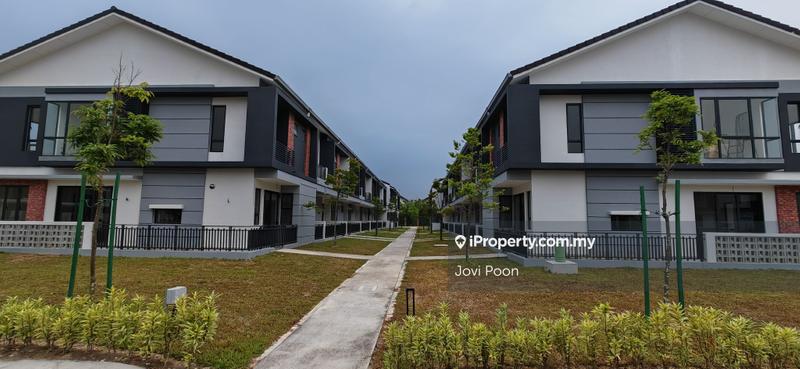 Rumah Teres untuk Dijual di U16, Elmina Gardens, Shah Alam oleh Jovi Poon - iProperty.com.my