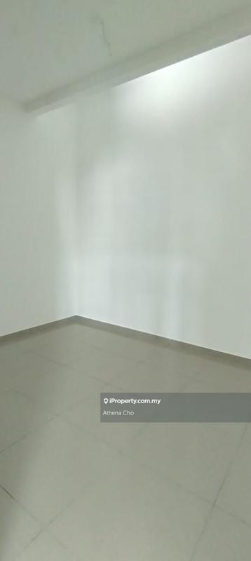 Rumah Berkembar untuk Dijual di Bandar Baru Nilai, Nilai oleh Athena Cho - iProperty.com.my