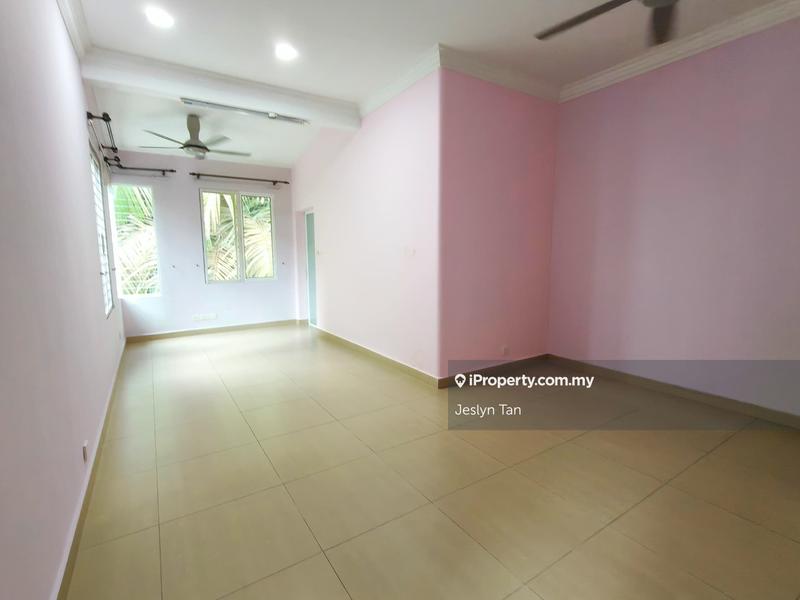 Rumah Berkembar untuk Dijual di Seksyen 9, Kota Damansara oleh Jeslyn Tan - iProperty.com.my