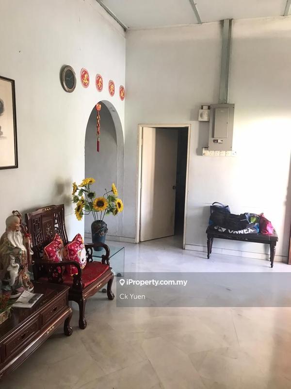 Bungalow House for Sale in Taman Victoria, Ipoh by Ck Yuen - iProperty.com.my