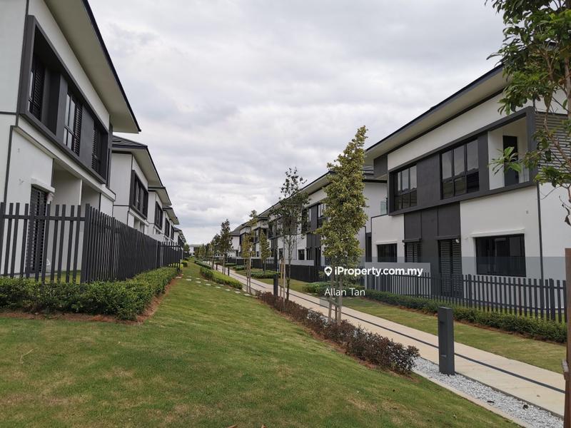 Rumah Berkembar untuk Dijual di Eco Ardence Dremien Setia Eco Park Aeres, Setia Alam oleh Allan Tan - iProperty.com.my