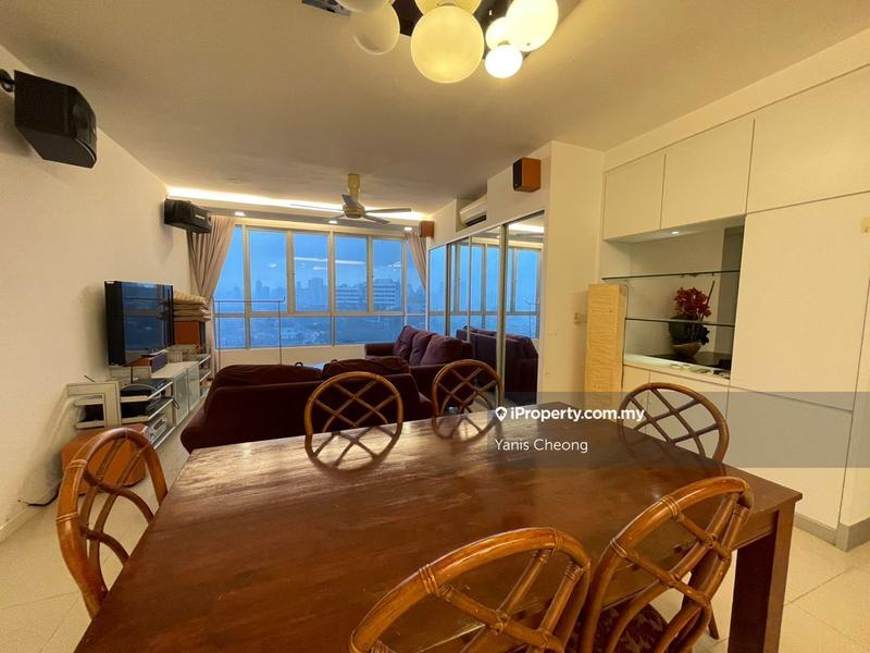 For Sale - Menjalara 18