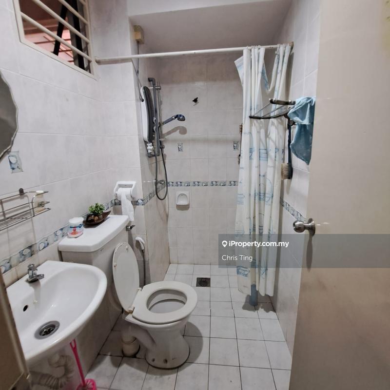 Semi-Detached House for Sale in Saujana Puchong, Puchong by Chris Ting - iProperty.com.my