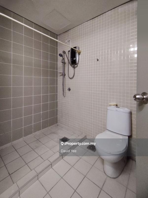Service Residence for Sale in Amcorp Serviced Suites by David Yee - iProperty.com.my