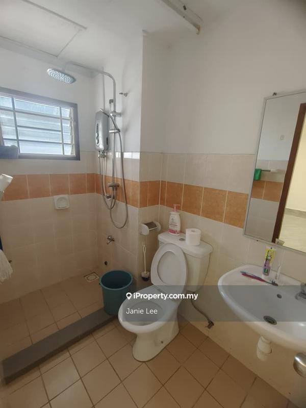 1.5-storey Terraced House for Sale in Bandar Bukit Raja, Klang by Janie Lee - iProperty.com.my