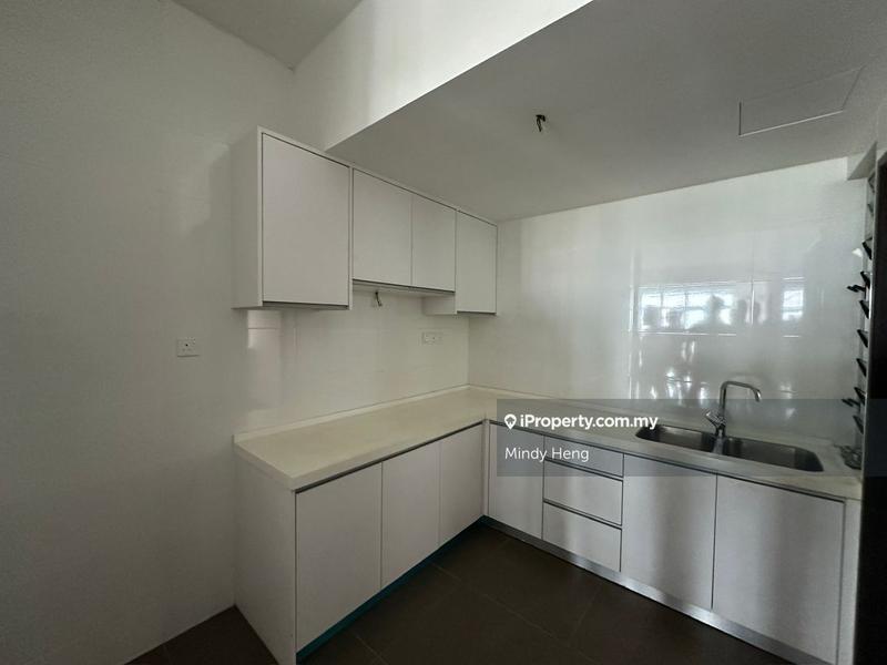 Service Residence for Sale in Molek Pulai by Mindy Heng - iProperty.com.my