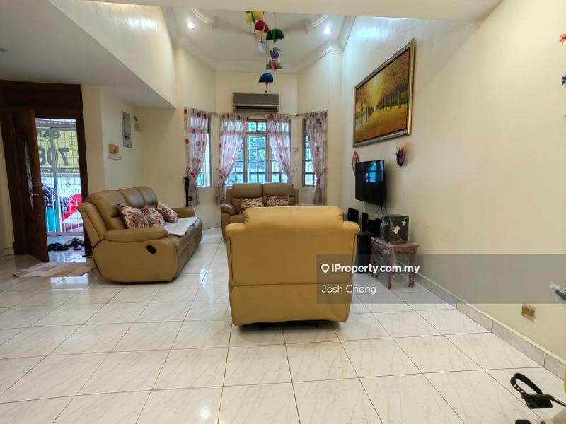 Rumah Berangkai 2.5 Tingkat untuk Dijual di Seksyen 7, Shah Alam oleh Josh Chong - iProperty.com.my