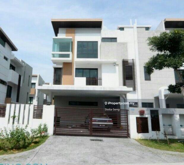 Semi-Detached House for Sale in Taman Sunville, Kajang by Stella Seng - iProperty.com.my