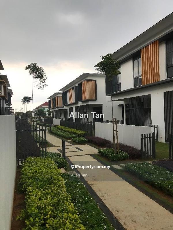 Rumah Berkembar untuk Dijual di Eco Ardence, Setia Alam oleh Allan Tan - iProperty.com.my