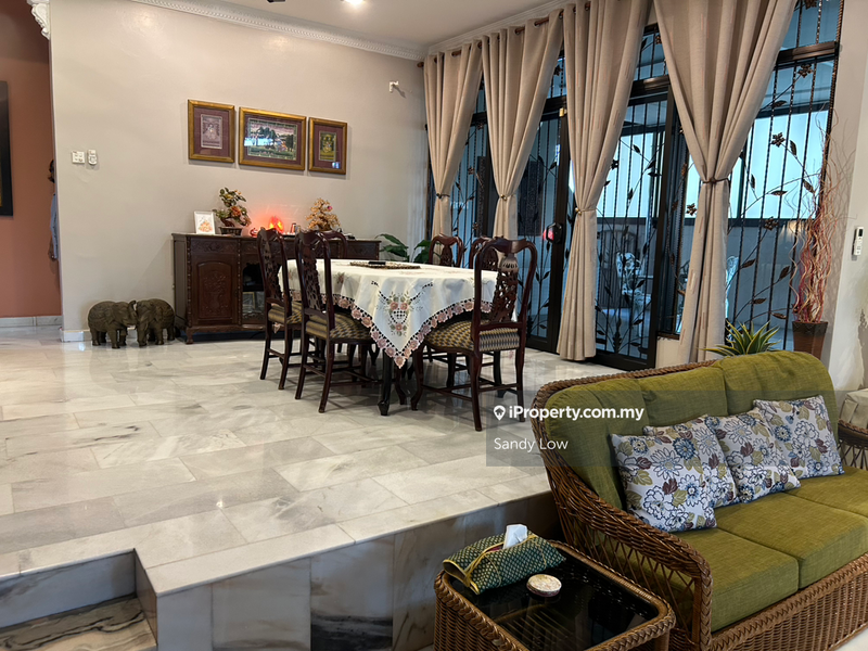 Rumah Berkembar untuk Dijual di Kelana Jaya, Petaling Jaya oleh Sandy Low - iProperty.com.my