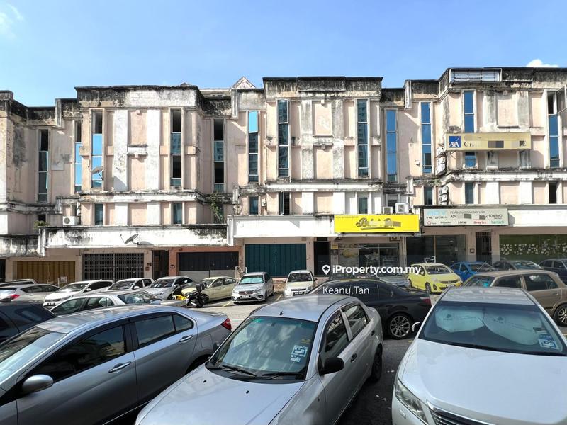 For Sale - [Freehold & Ground Floor] Medan Putra Business Centre