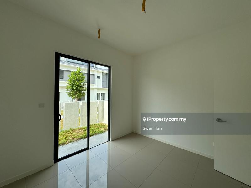 Rumah Teres 2-Tingkat untuk Dijual di Bandar Tropicana Aman, Telok Panglima Garang oleh Swen Tan - iProperty.com.my