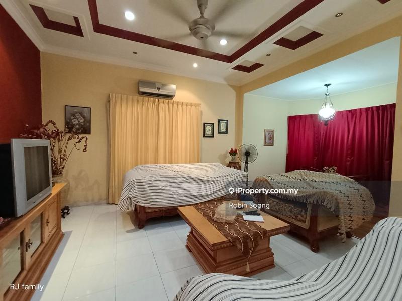 Semi-Detached House for Sale in Ujong Pasir, Melaka by Robin Soong - iProperty.com.my