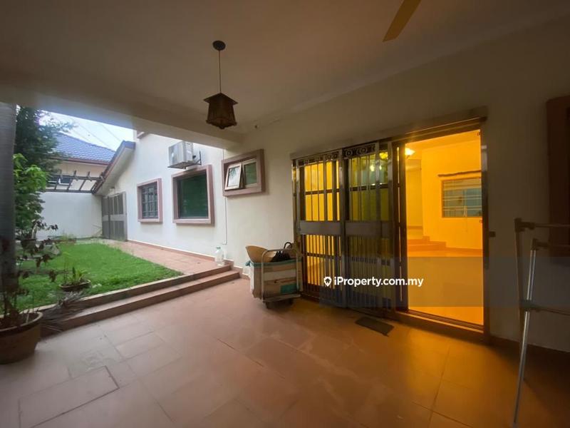 Rumah Berkembar untuk Dijual di Taman Bukit Mewah, Kajang oleh Azik Khalid - iProperty.com.my