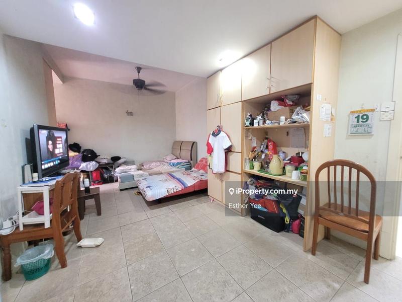 Rumah Teres 3-Tingkat untuk Dijual di Taman Dagang Permai, Ampang oleh Esther Yee - iProperty.com.my