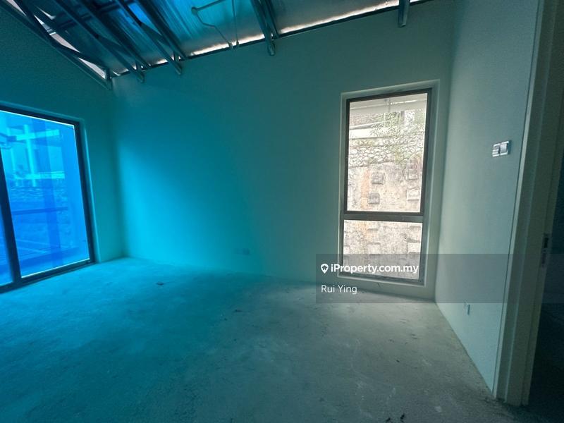 Vila Berkembar untuk Dijual di Pantai Hill Park, Pantai oleh Rui Ying - iProperty.com.my