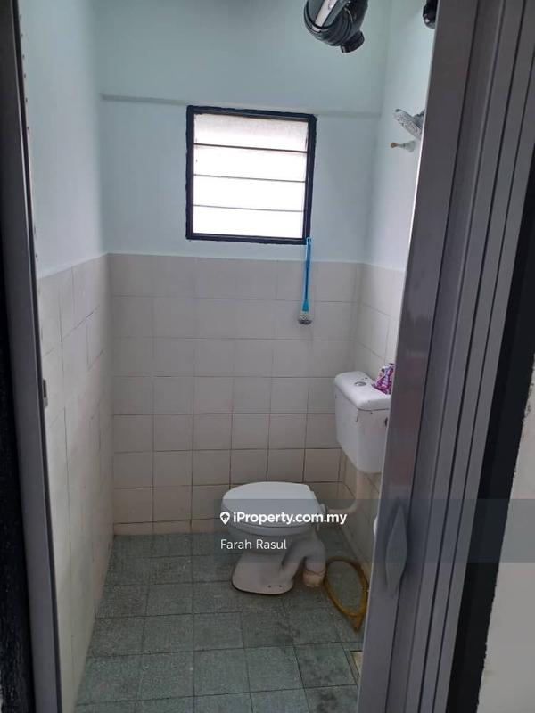 For Sale - Taman Petaling Utama Flat
