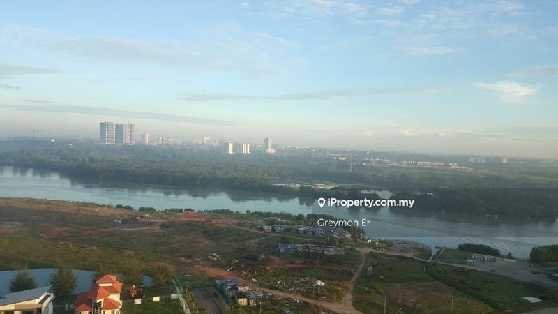 Service Residence for Rent in Crescent Bay Suites (Teluk Bayu) by Greymon Er - iProperty.com.my