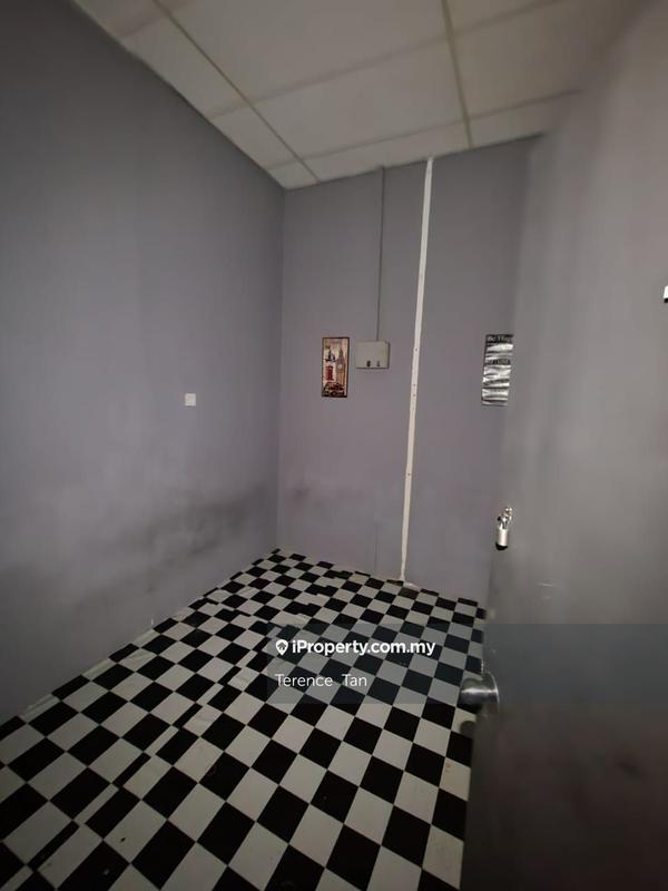 Shop / Office for Sale in Taman Kota Masai, Pasir Gudang by Terence Tan - iProperty.com.my