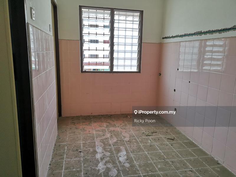 Apartment for Sale in Pangsapuri Baiduri by Ricky Poon - iProperty.com.my
