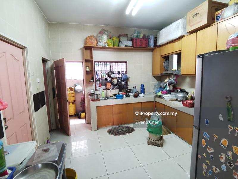 2-storey Terraced House for Sale in Taman Sri Putra Mas, Sungai Buloh by Ziyang Chen - iProperty.com.my