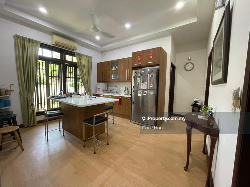 Rumah Berkembar untuk Dijual di Jalan Bunga Kaca Piring, Tanjung Bungah oleh Chee Hooi - iProperty.com.my
