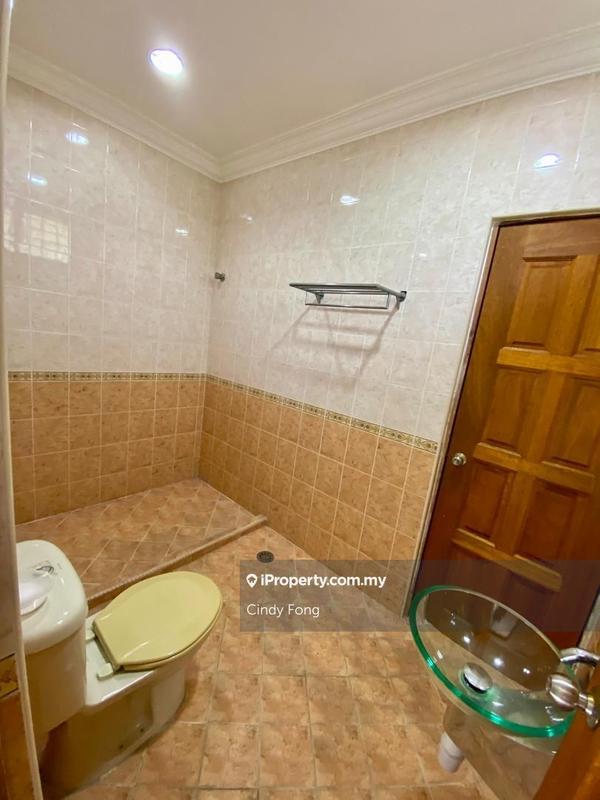 Rumah Berkembar untuk Dijual di Kelana Jaya, Petaling Jaya oleh Cindy Fong - iProperty.com.my