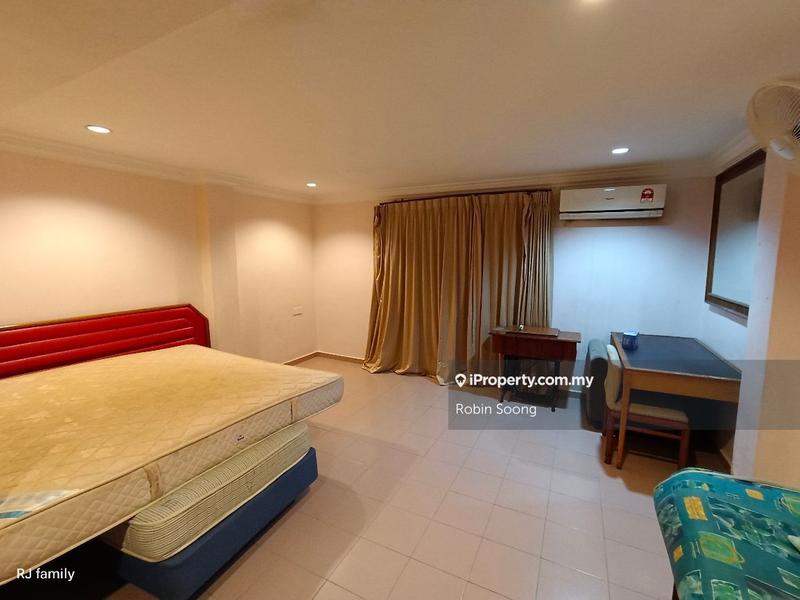 Semi-Detached House for Sale in Taman Tasik Utama, Ayer Keroh by Robin Soong - iProperty.com.my