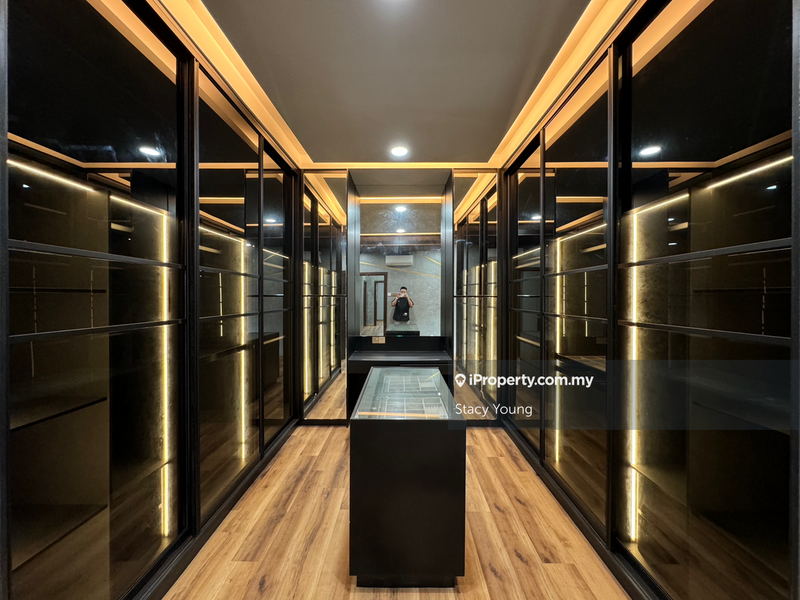 Rumah Berkembar untuk Dijual di Batu 9, Cheras oleh Stacy Young - iProperty.com.my